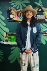 ロゴデザイン：Ryu Ambe